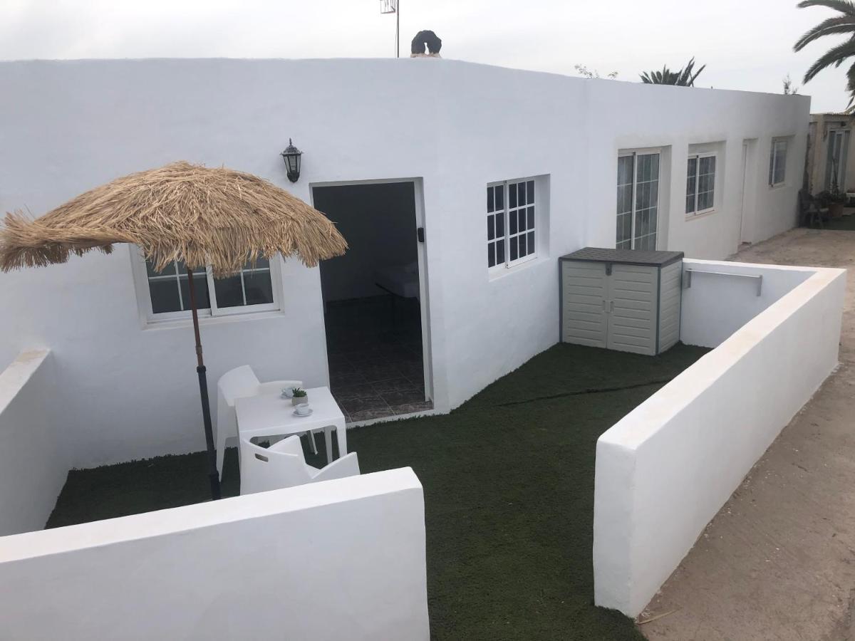 Apartamentos Elena Lajares Luaran gambar