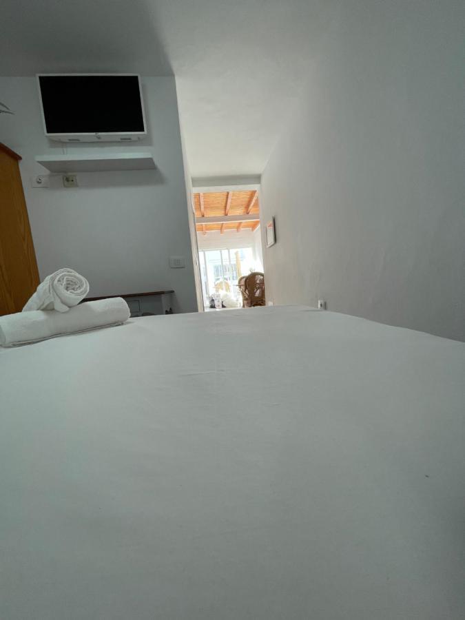 Apartamentos Elena Lajares Luaran gambar