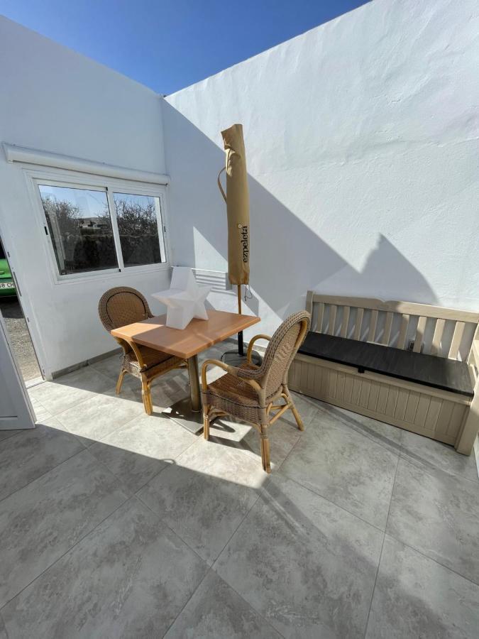 Apartamentos Elena Lajares Luaran gambar